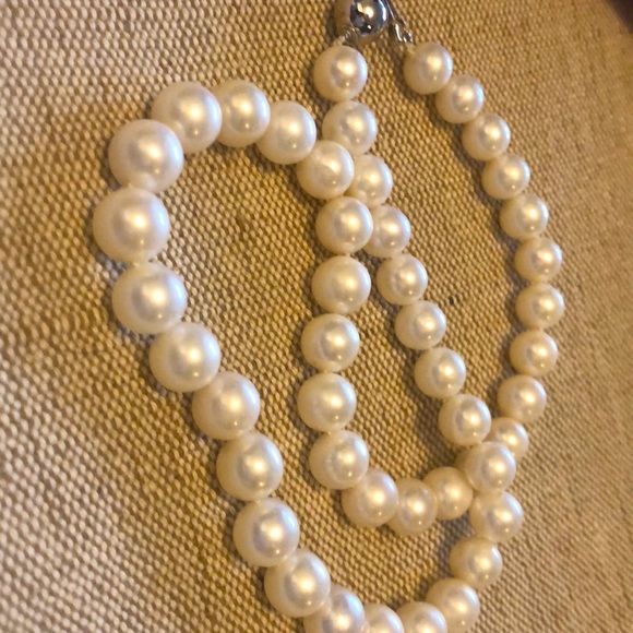 Freshwater pearl necklace. Excellent condition. - Picture 5 of 9